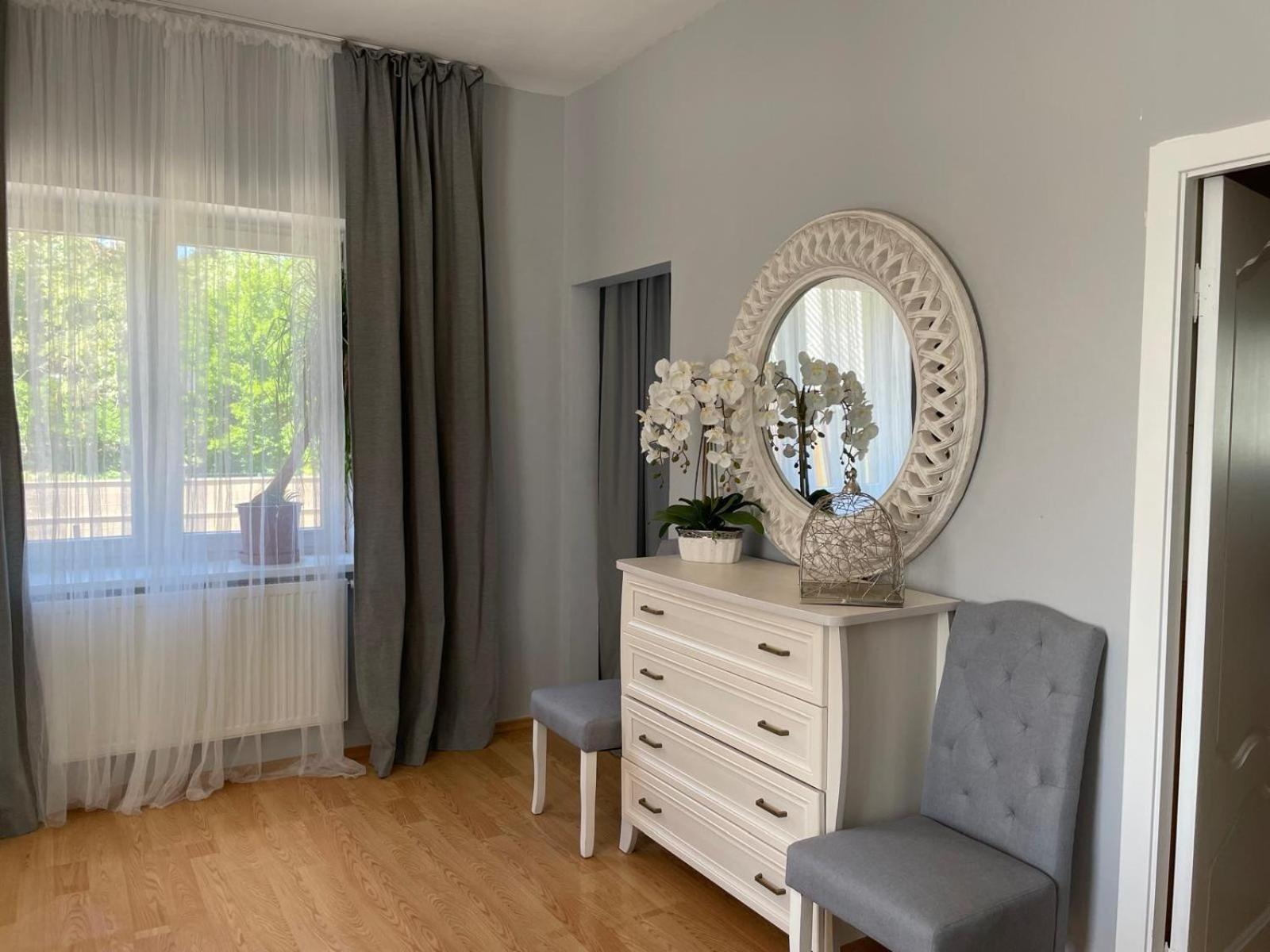 Vila"Anna" Apartment Palanga Ngoại thất bức ảnh